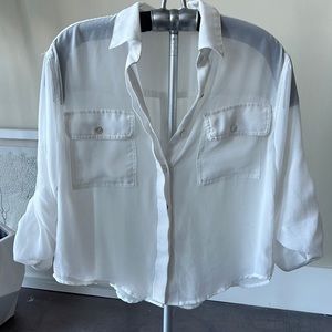 Boxy white button down. Perfect for high waist bottoms.